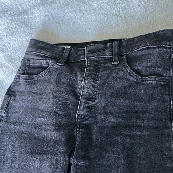 High-Rise Jeggings  - Picture 4 of 6